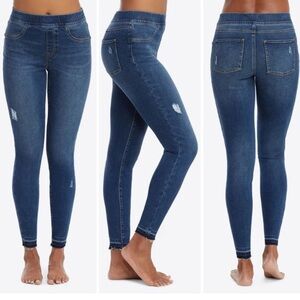 SPANX Distressed Ankle Skinny Jeans in Medium Wash  #20203R Size L 14/16
